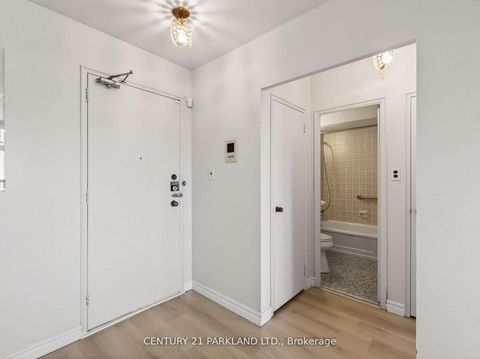 Photo 5 at 202 - 2961 Dufferin Street, Glen Park, Toronto
