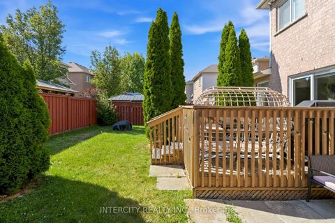 Photo 25 at 93 Chalone Crescent, Sonoma Heights, Vaughan