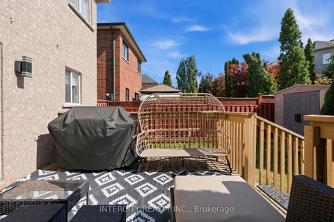 Photo 28 at 93 Chalone Crescent, Sonoma Heights, Vaughan
