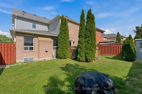Photo 31 at 93 Chalone Crescent, Sonoma Heights, Vaughan