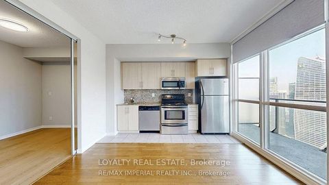 Photo 9 at 4907 - 65 Bremner Boulevard, Waterfront Communities C1, Toronto