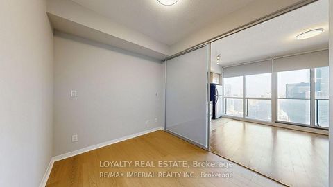 Photo 12 at 4907 - 65 Bremner Boulevard, Waterfront Communities C1, Toronto