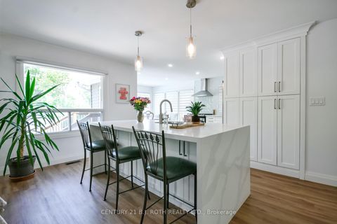 Photo 4 at 7 WESLEY Street, Sunnidale, Barrie