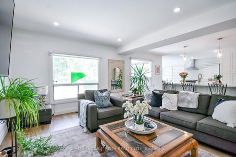 Photo 11 at 7 WESLEY Street, Sunnidale, Barrie