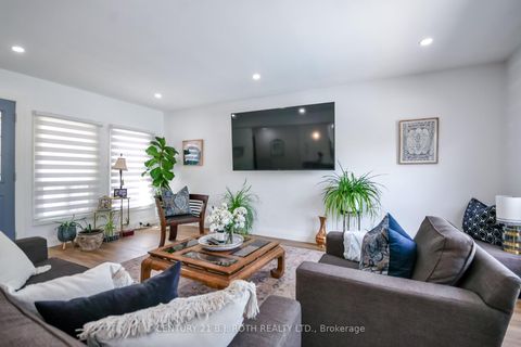 Photo 12 at 7 WESLEY Street, Sunnidale, Barrie