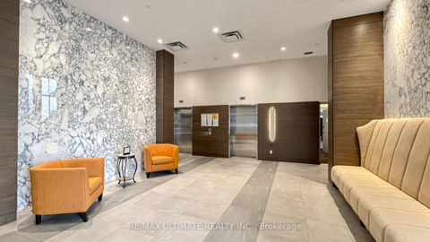 Photo 4 at 404 - 2055 Danforth Avenue, Woodbine Corridor, Toronto