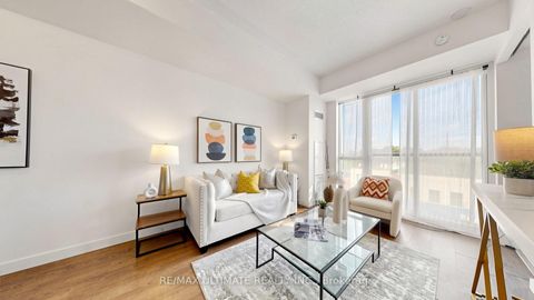 Photo 11 at 404 - 2055 Danforth Avenue, Woodbine Corridor, Toronto