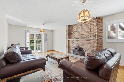 Photo 11 at 131 Yatescastle Drive, Jane Heights, Toronto