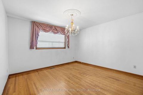 Photo 15 at 131 Yatescastle Drive, Jane Heights, Toronto