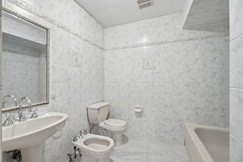 Photo 19 at 131 Yatescastle Drive, Jane Heights, Toronto