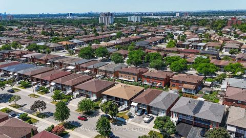 Photo 31 at 131 Yatescastle Drive, Jane Heights, Toronto