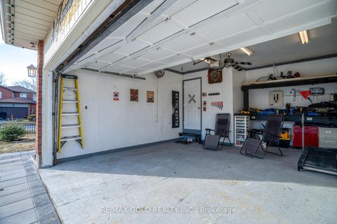Photo 21 at 2 Kinzie Lane, Grove East, Barrie