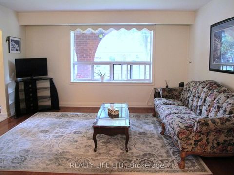 Photo 4 at 4 Rosalie Avenue, CFB, Toronto