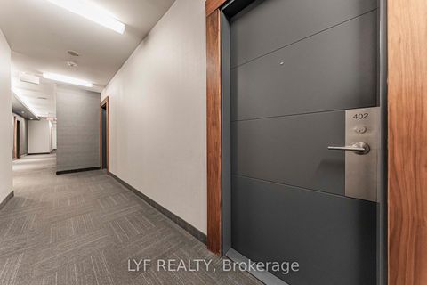 Photo 7 at 402 - 105 George Street, Moss Park, Toronto