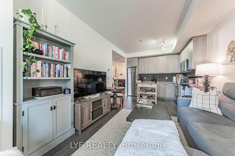 Photo 21 at 402 - 105 George Street, Moss Park, Toronto