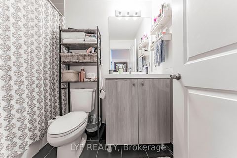 Photo 24 at 402 - 105 George Street, Moss Park, Toronto