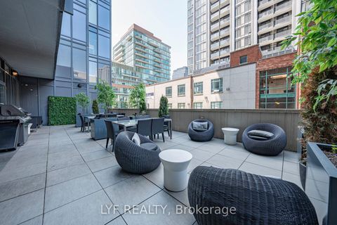 Photo 33 at 402 - 105 George Street, Moss Park, Toronto