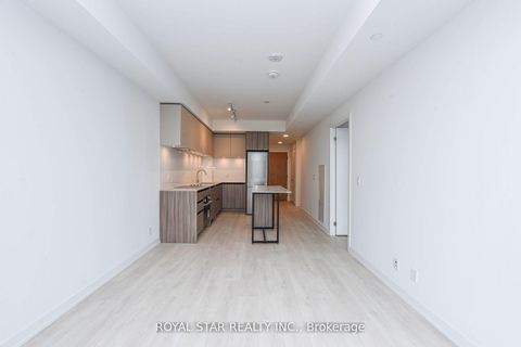 Photo 11 at 1207 - 7950 Bathurst Street, Beverley Glen, Vaughan