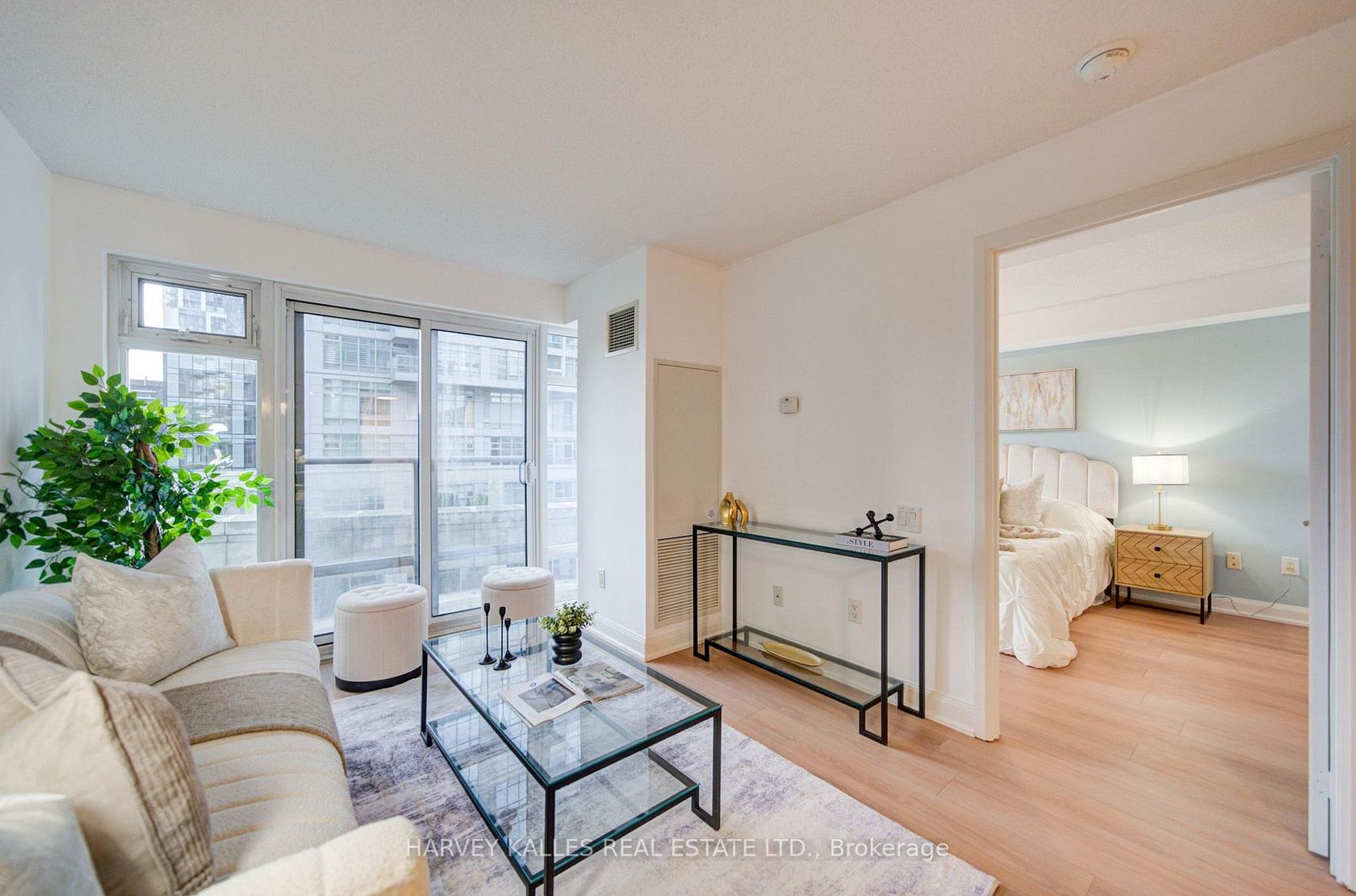504 - 2191 Yonge Street, Mount Pleasant West, Toronto 