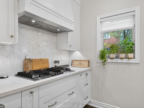 Photo 9 at 120 Sandwood Drive, Patterson, Vaughan