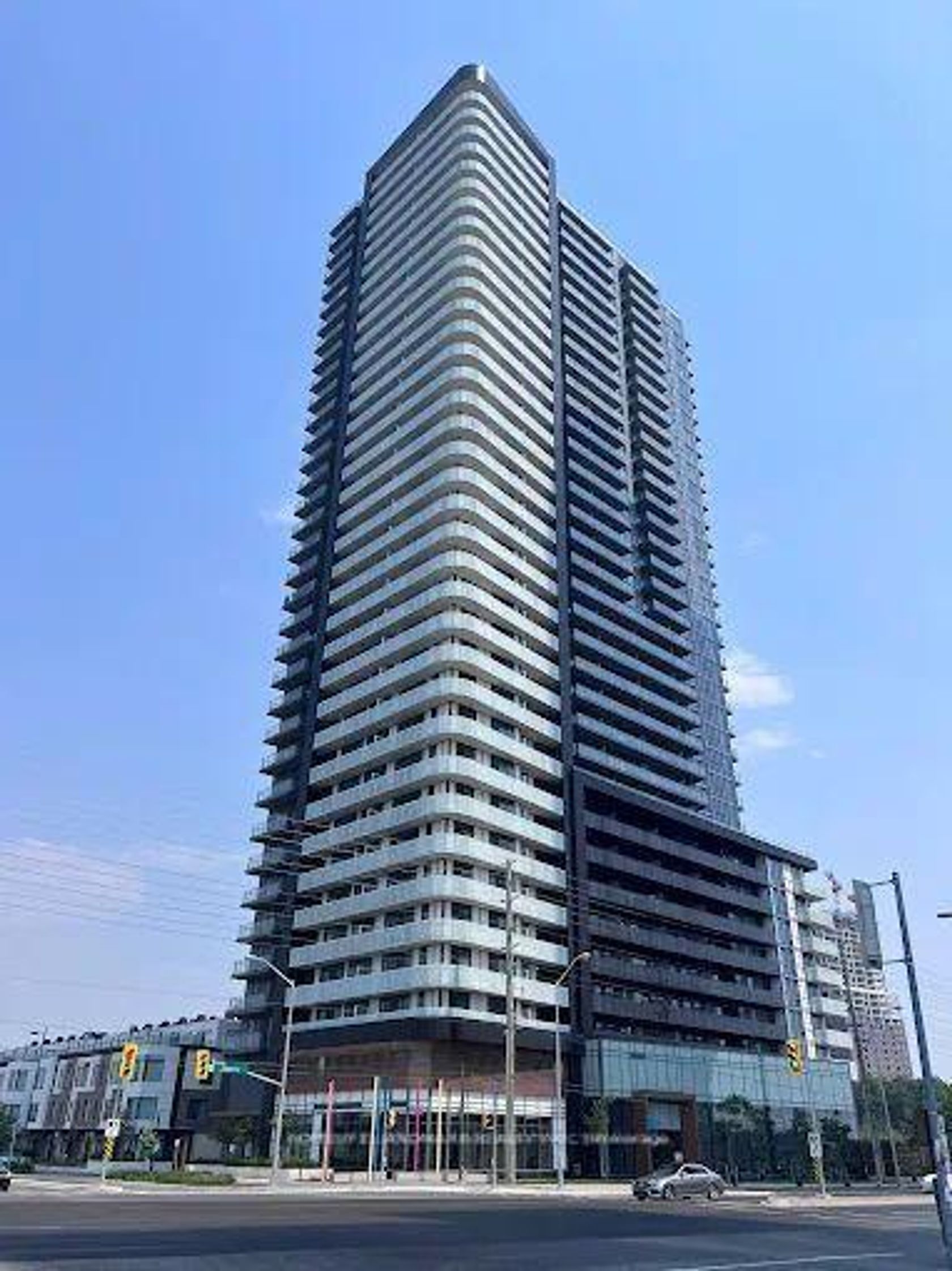 3108 - 7895 Jane Street, Concord, Vaughan photo number 2