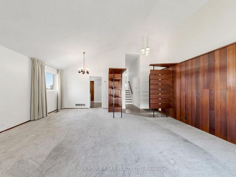 Photo 6 at 99 Oakley Boulevard, Bendale, Toronto