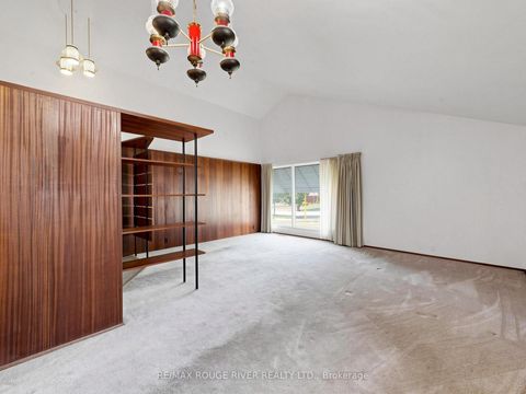 Photo 7 at 99 Oakley Boulevard, Bendale, Toronto