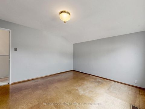 Photo 16 at 99 Oakley Boulevard, Bendale, Toronto