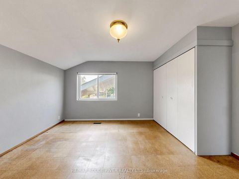 Photo 22 at 99 Oakley Boulevard, Bendale, Toronto