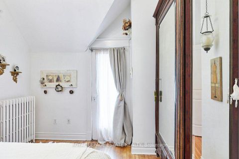 Photo 31 at 57 Silver Birch Avenue, The Beaches, Toronto