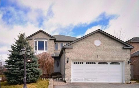 Photo 0 at 1 Cardinal Street, Cundles East, Barrie