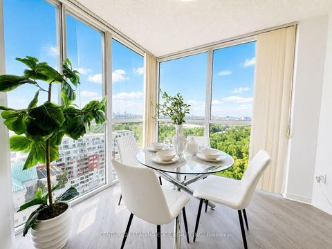 Photo 4 at 1710 - 7 Concorde Place, Don Mills, Toronto