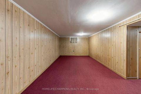 Photo 33 at 18 - 18 San Vito Way, Jane Heights, Toronto