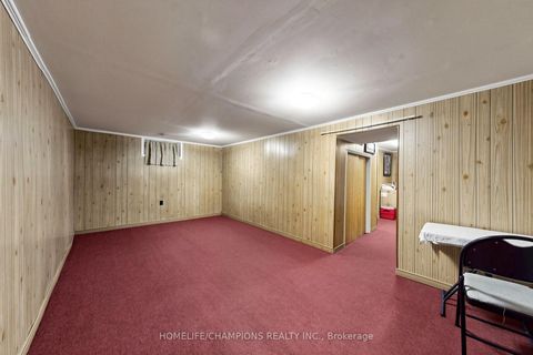 Photo 34 at 18 - 18 San Vito Way, Jane Heights, Toronto