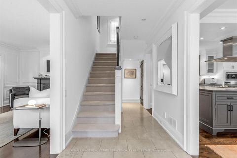 Photo 1 at 113 Inglewood Drive, Moore Park, Toronto