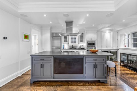 Photo 8 at 113 Inglewood Drive, Moore Park, Toronto