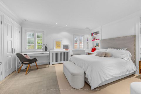 Photo 20 at 113 Inglewood Drive, Moore Park, Toronto