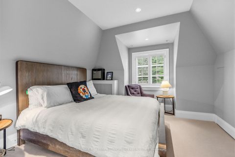 Photo 26 at 113 Inglewood Drive, Moore Park, Toronto