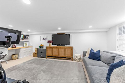Photo 30 at 113 Inglewood Drive, Moore Park, Toronto