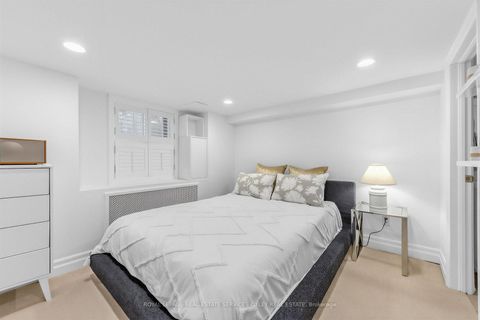 Photo 32 at 113 Inglewood Drive, Moore Park, Toronto