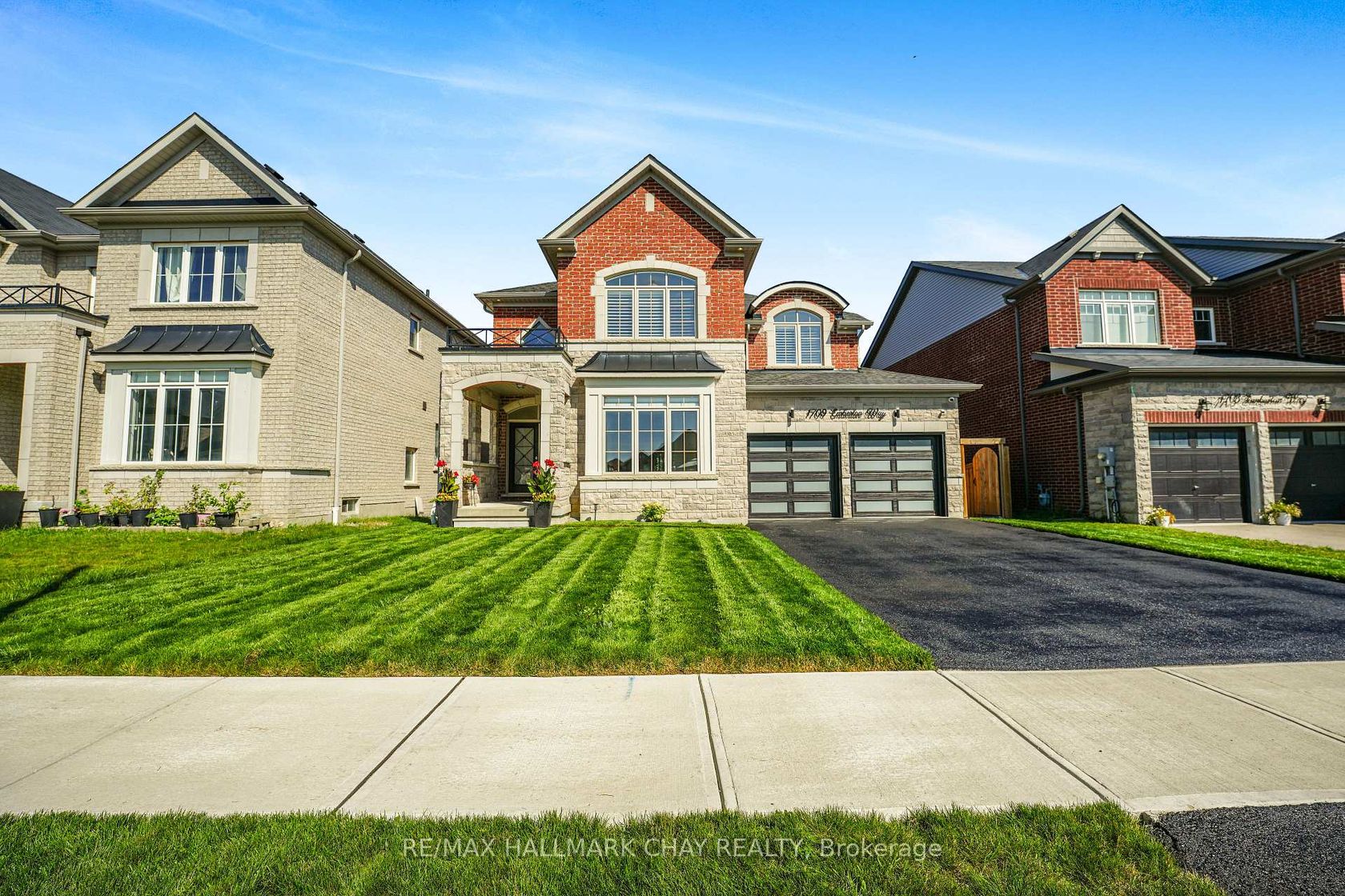 1709 Emberton Way, Alcona, Innisfil photo number 2