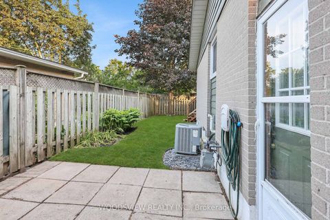 Photo 17 at 851 Moretta Avenue, West Shore, Pickering