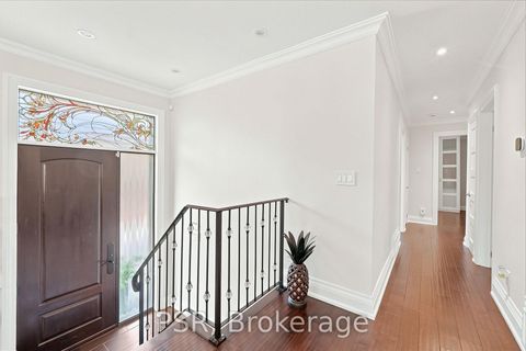 Photo 3 at 61 Robinglade Drive, West Deane, Toronto