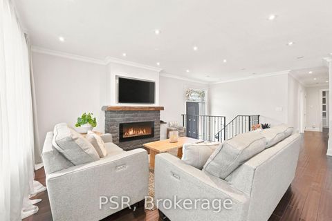 Photo 11 at 61 Robinglade Drive, West Deane, Toronto