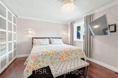 Photo 21 at 61 Robinglade Drive, West Deane, Toronto