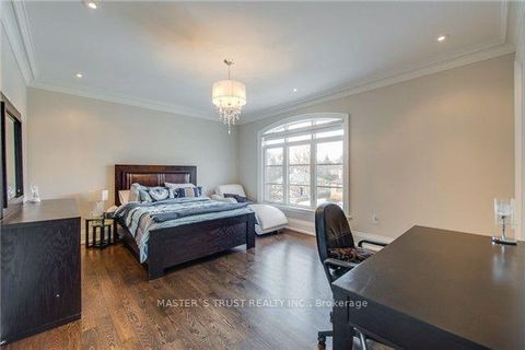 Photo 12 at 337 Horsham Avenue, Willowdale West, Toronto