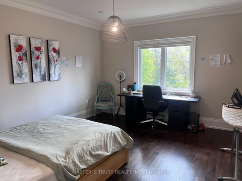 Photo 33 at 337 Horsham Avenue, Willowdale West, Toronto