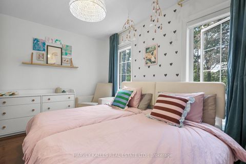 Photo 19 at 7 - 70 Hargrave Lane, York Mills, Toronto