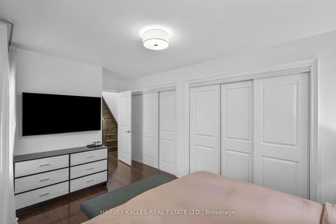Photo 23 at 7 - 70 Hargrave Lane, York Mills, Toronto