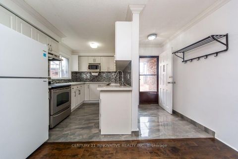 Photo 7 at 52 - 2 Dailing Gate NE, Malvern, Toronto